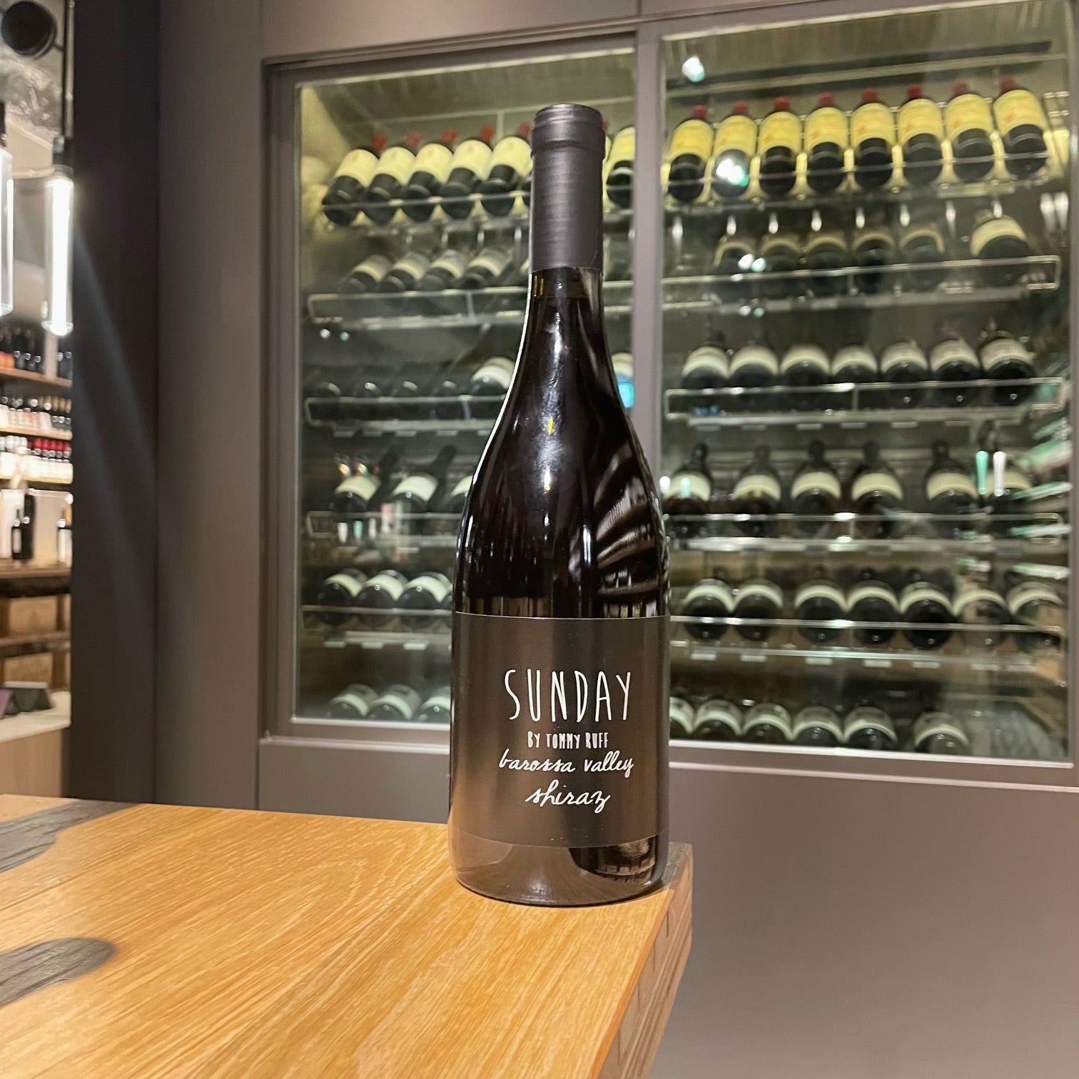 SUNDAY by TOMMY RUFF シラーズ ショブルック2017