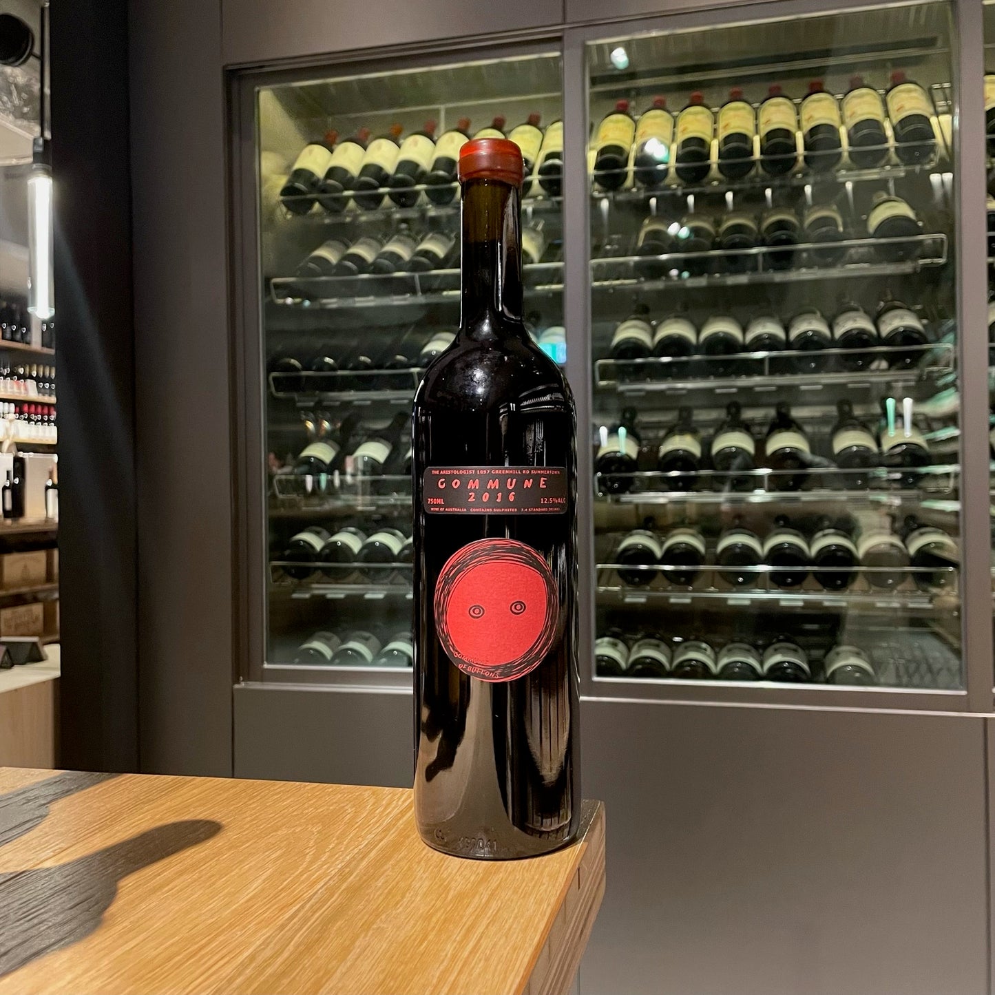 Commune Of Buttons / Commune Red 2016